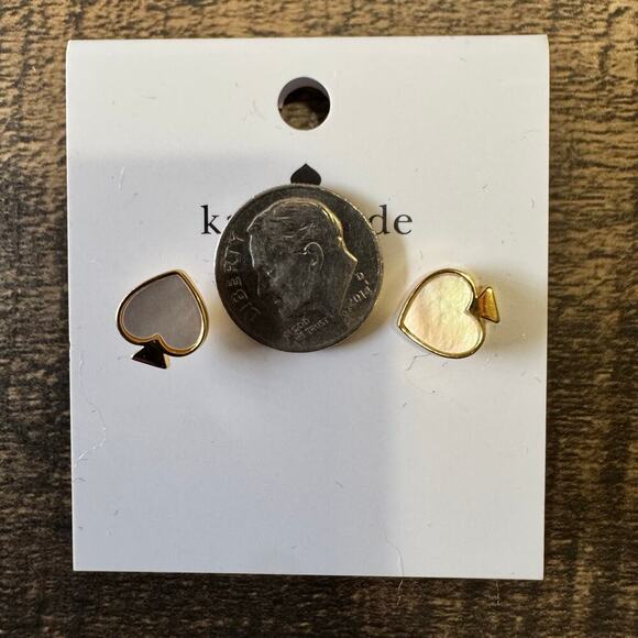 NWT Signature Spade Stud Earrings Mother of Pearl Gold - Picture 4 of 4